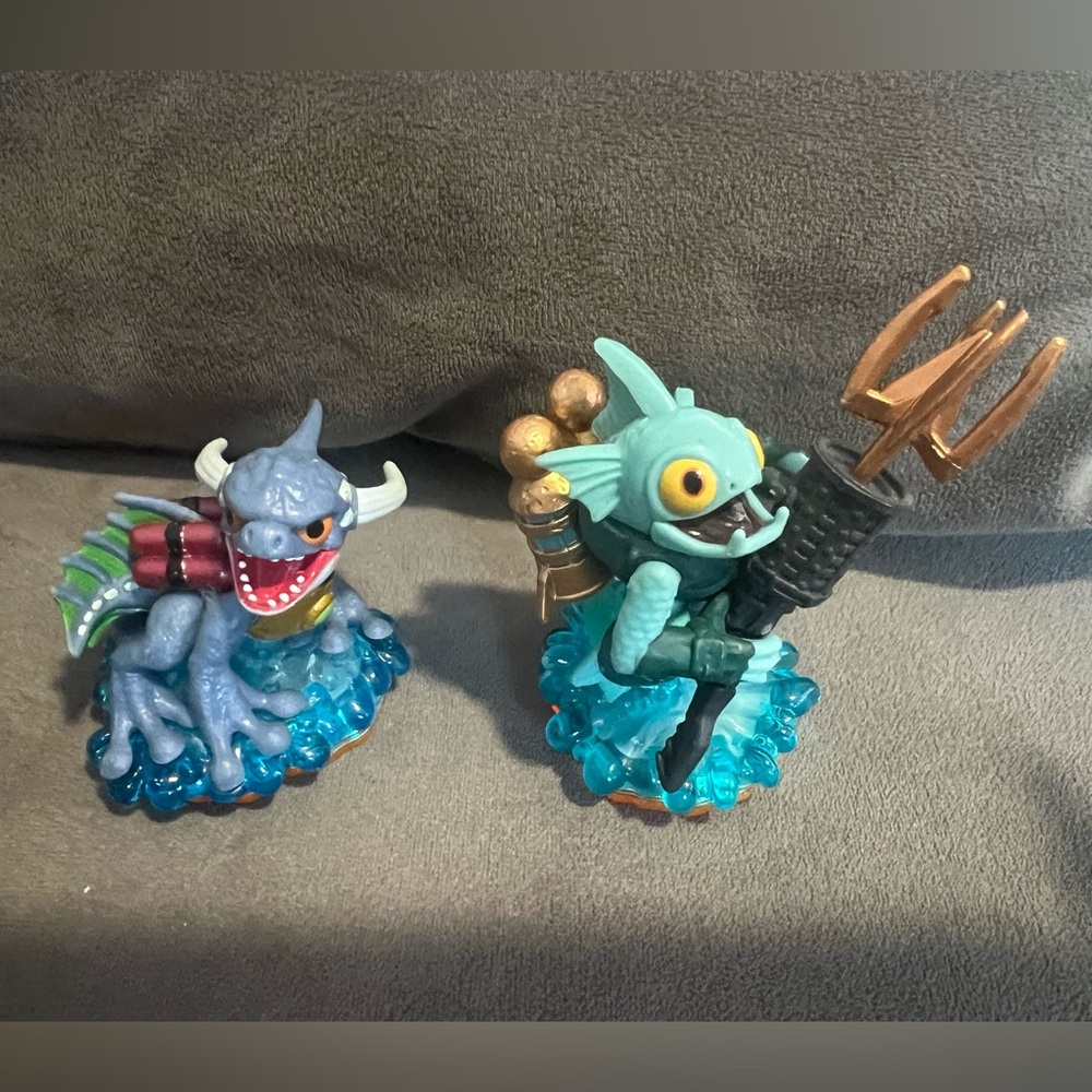 Activision Skylanders Giants figures Gill Grunt and Zap